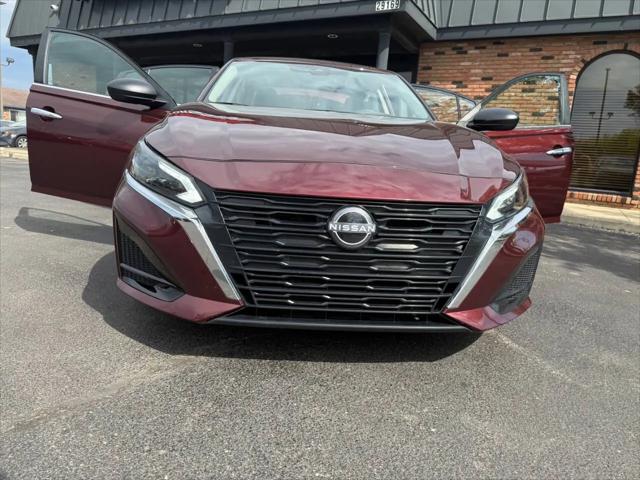 2025 Nissan Altima SV FWD