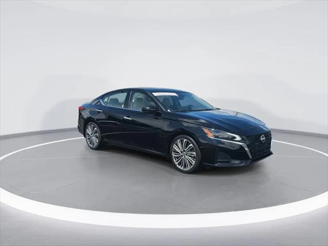 2024 Nissan Altima SL FWD
