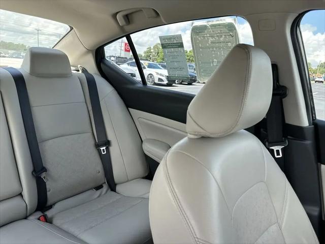 2024 Nissan Altima SL FWD