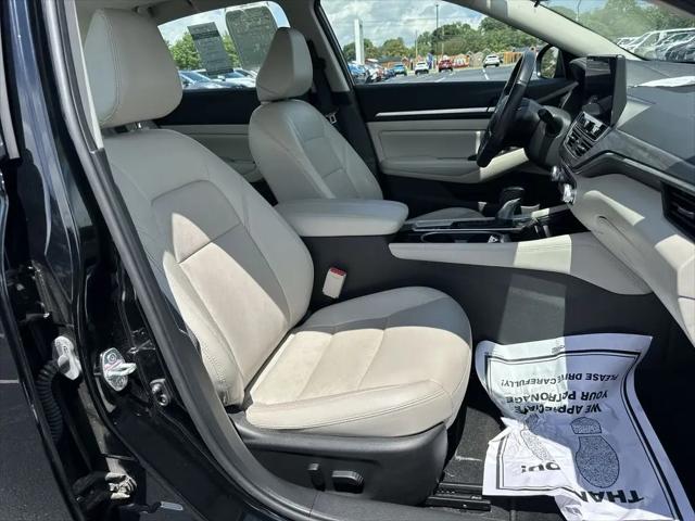 2024 Nissan Altima SL FWD