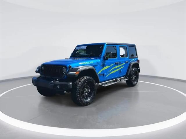 2025 Jeep Wrangler 4-Door Willys 4x4