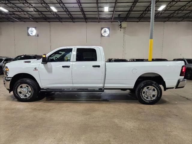 2025 Ram 2500 Tradesman Crew Cab 4x4 8' Box