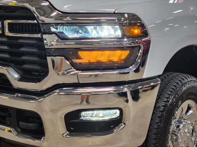 2025 Ram 2500 Tradesman Crew Cab 4x4 8' Box