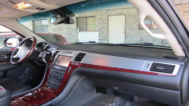 2013 Cadillac Escalade Premium