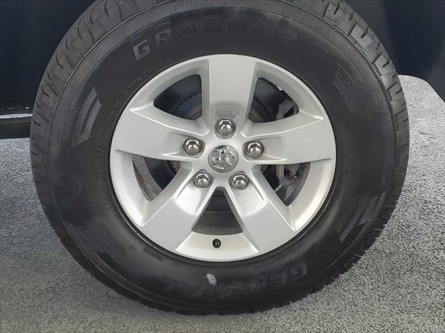 2019 Ram 1500 Classic Tradesman Crew Cab 4x2 5'7" Box