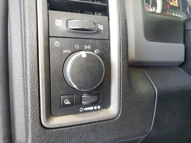 2019 Ram 1500 Classic Tradesman Crew Cab 4x2 5'7" Box