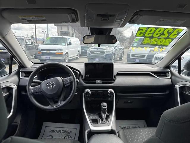 2024 Toyota RAV4 XLE