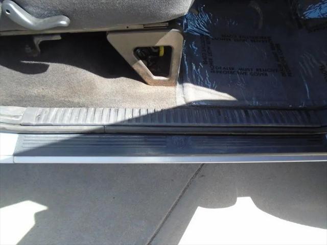 2000 Dodge Ram 1500 Base