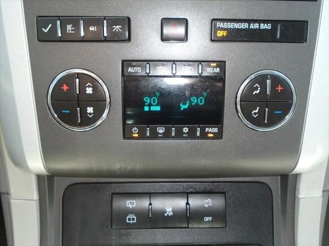 2010 Chevrolet Traverse LT
