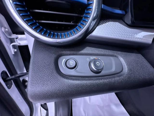 2025 Chevrolet Trax FWD LT