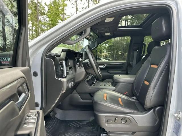 2024 GMC Sierra 3500HD 4WD Crew Cab Standard Bed AT4
