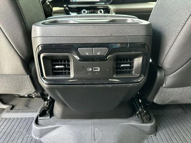 2024 GMC Sierra 3500HD 4WD Crew Cab Standard Bed AT4
