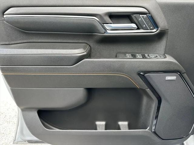 2024 GMC Sierra 3500HD 4WD Crew Cab Standard Bed AT4