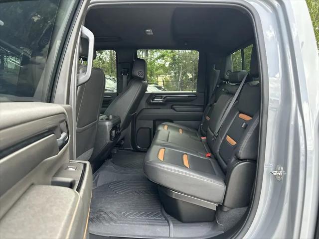 2024 GMC Sierra 3500HD 4WD Crew Cab Standard Bed AT4
