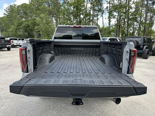 2024 GMC Sierra 3500HD 4WD Crew Cab Standard Bed AT4