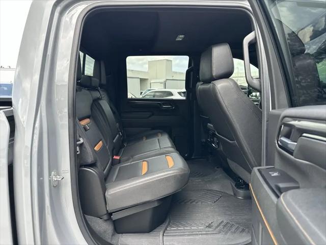 2024 GMC Sierra 3500HD 4WD Crew Cab Standard Bed AT4