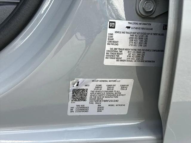 2024 GMC Sierra 3500HD 4WD Crew Cab Standard Bed AT4
