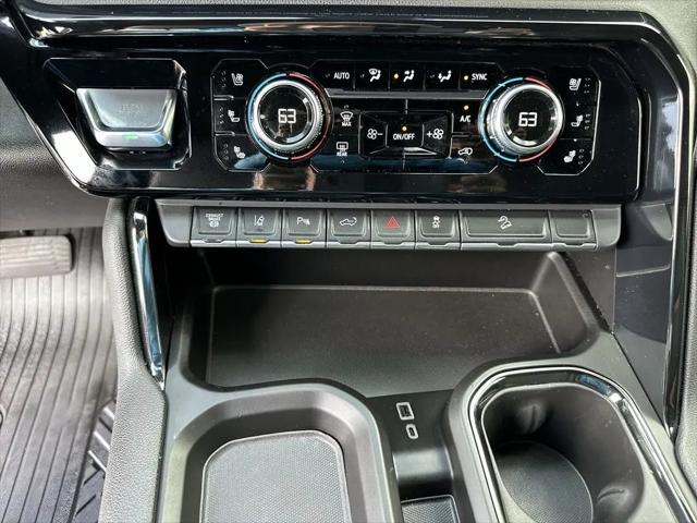 2024 GMC Sierra 3500HD 4WD Crew Cab Standard Bed AT4