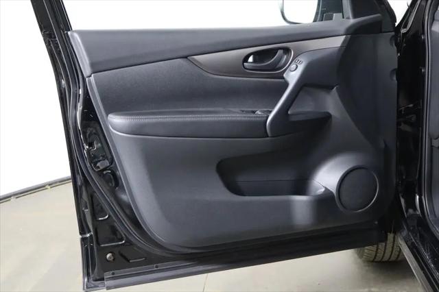 2021 Nissan Rogue Sport S FWD Xtronic CVT
