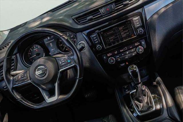 2020 Nissan Rogue Sport SL AWD Xtronic CVT