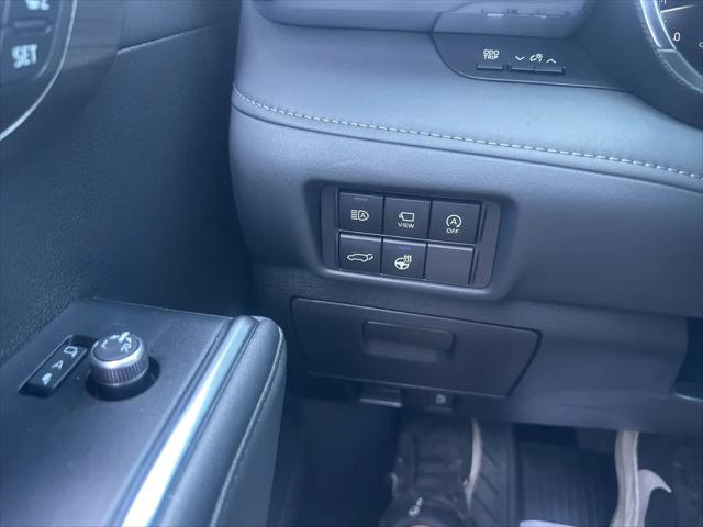 2025 Toyota Highlander Platinum