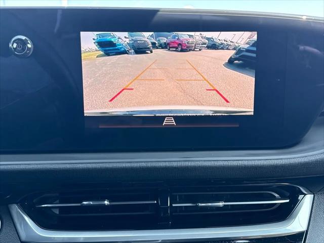 2024 Buick NV Sport Touring FWD