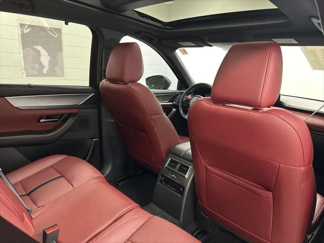 2025 Mazda CX-70 Premium Plus Package