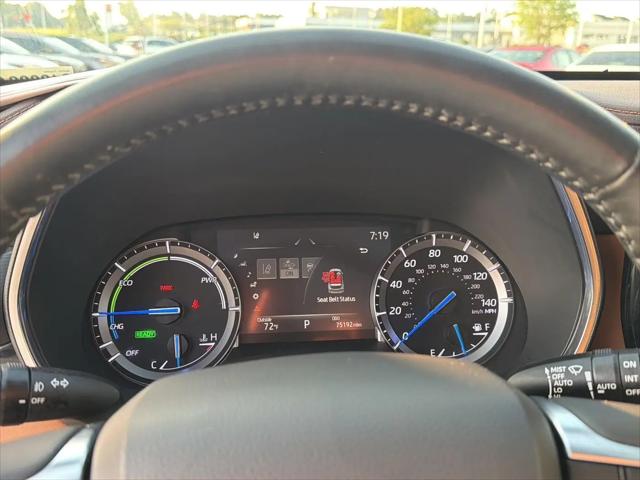 2021 Toyota Highlander Hybrid Platinum