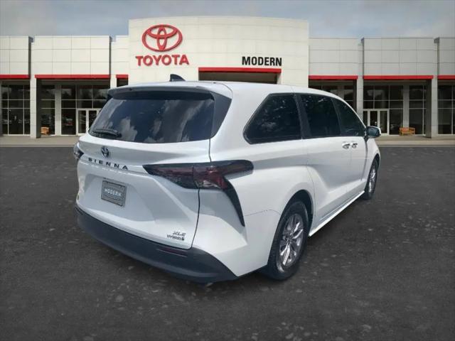 2023 Toyota Sienna XLE