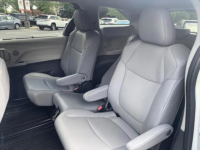 2023 Toyota Sienna XLE