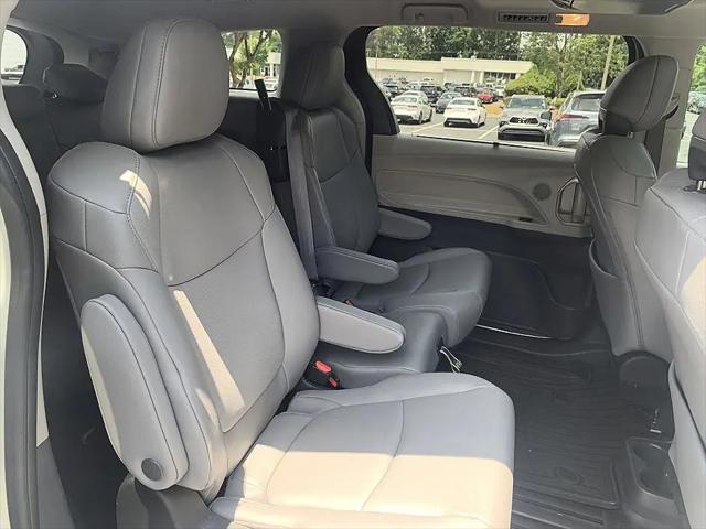 2023 Toyota Sienna XLE