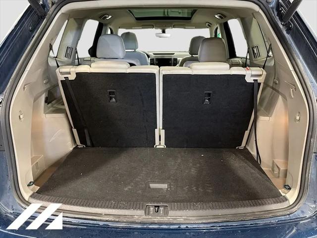 2021 Volkswagen Atlas 3.6L V6 SE w/Technology R-Line