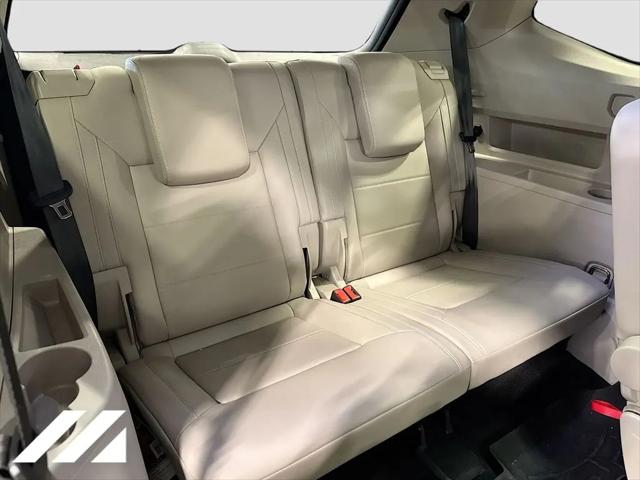 2021 Volkswagen Atlas 3.6L V6 SE w/Technology R-Line
