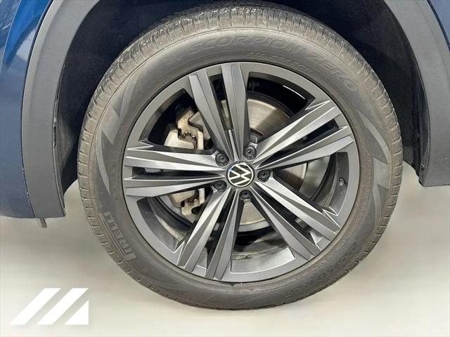 2021 Volkswagen Atlas 3.6L V6 SE w/Technology R-Line