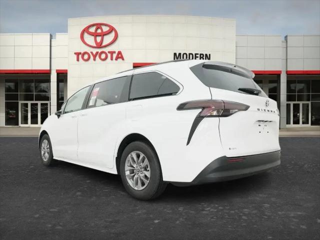 2026 Toyota Sienna LE