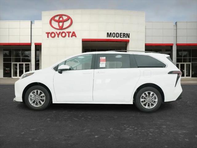 2026 Toyota Sienna LE