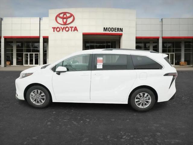 2026 Toyota Sienna LE