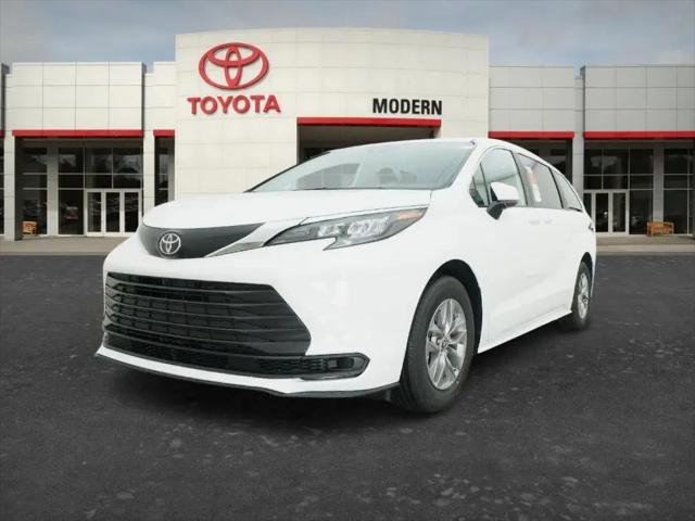 2026 Toyota Sienna LE