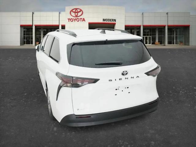 2026 Toyota Sienna LE