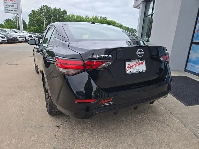 2024 Nissan Sentra SV Xtronic CVT