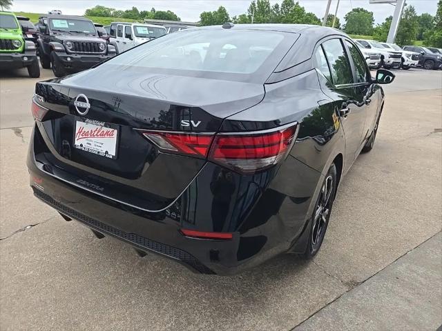2024 Nissan Sentra SV Xtronic CVT