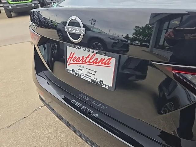 2024 Nissan Sentra SV Xtronic CVT