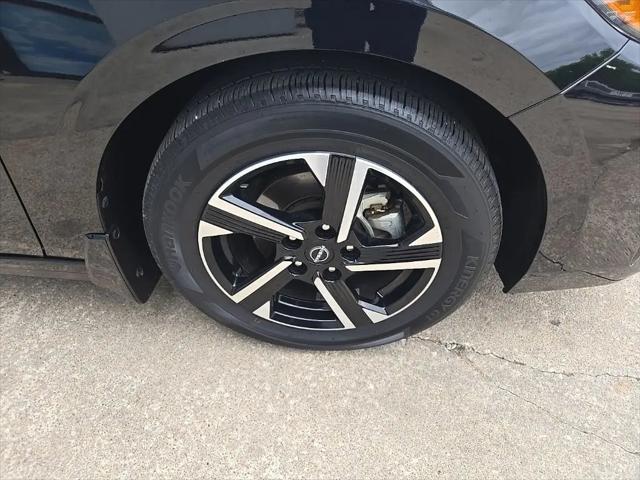 2024 Nissan Sentra SV Xtronic CVT