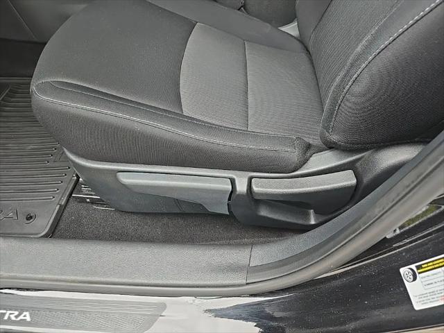 2024 Nissan Sentra SV Xtronic CVT