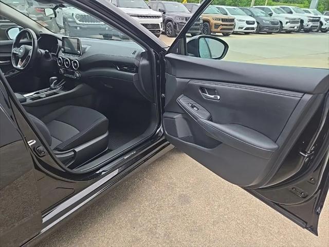 2024 Nissan Sentra SV Xtronic CVT
