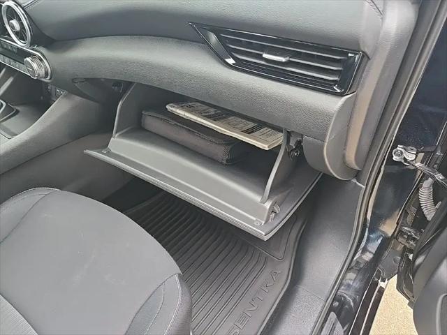 2024 Nissan Sentra SV Xtronic CVT
