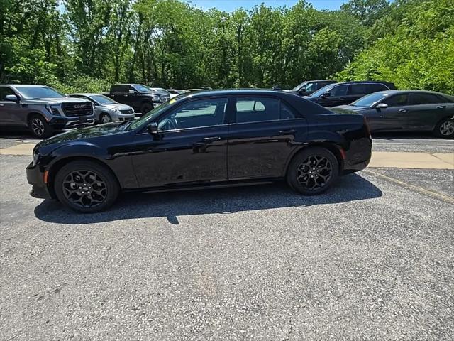 2021 Chrysler 300 Touring L AWD