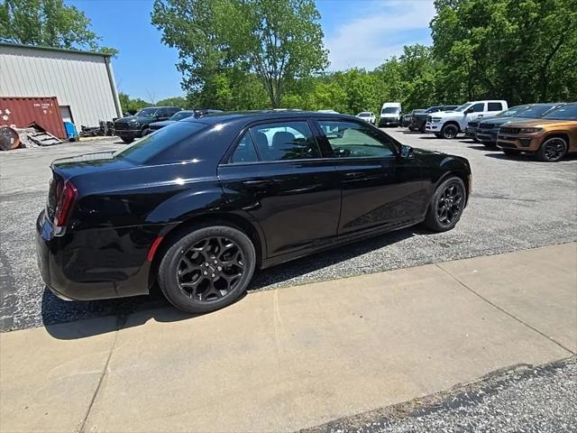 2021 Chrysler 300 Touring L AWD