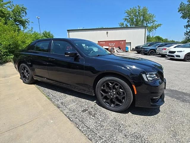 2021 Chrysler 300 Touring L AWD