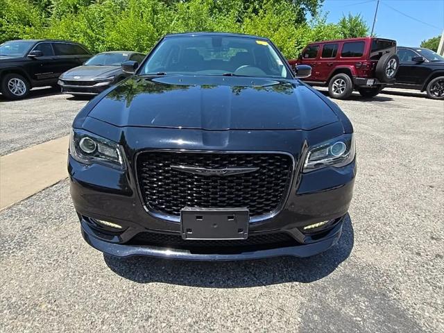 2021 Chrysler 300 Touring L AWD
